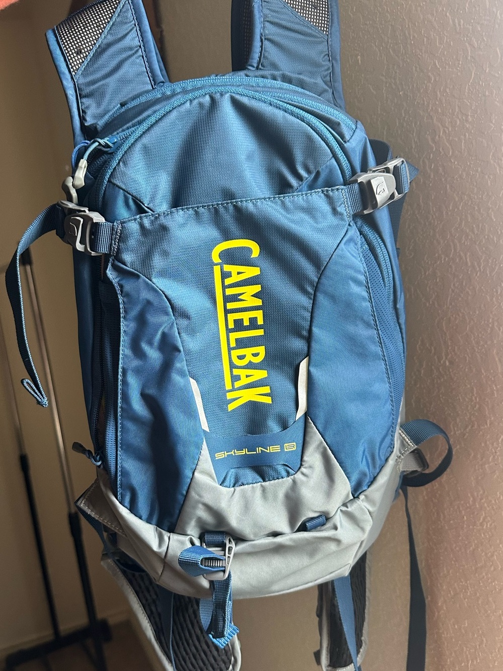 CamelBak Skyline 8 Hydration Backpack Blue Gray MTB Cycling Pack – NO BLADDER